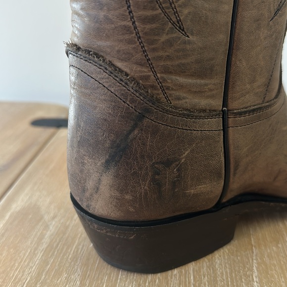 Frye Billy Pull On Western Boot - Picture 9 of 16